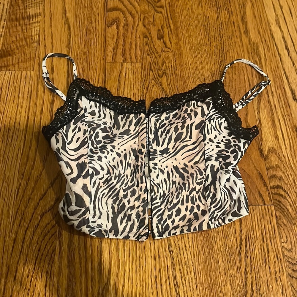 Princess Polly Woman’s Leopard Tank Size US 2